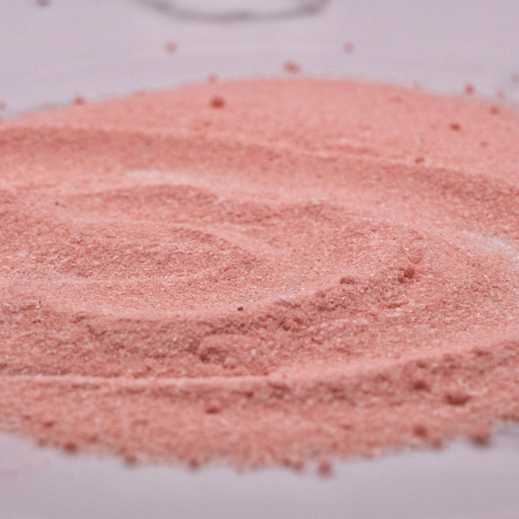 1kg bag of Premium Vegan Strawberry Powder, a pure fruit base for bubble tea and milkshakes in the UK.