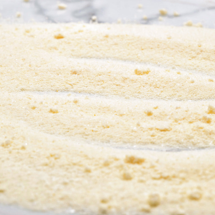 1kg bag of Premium Vegan Vanilla Powder, a pure flavour base for lattes and bubble tea in the UK.