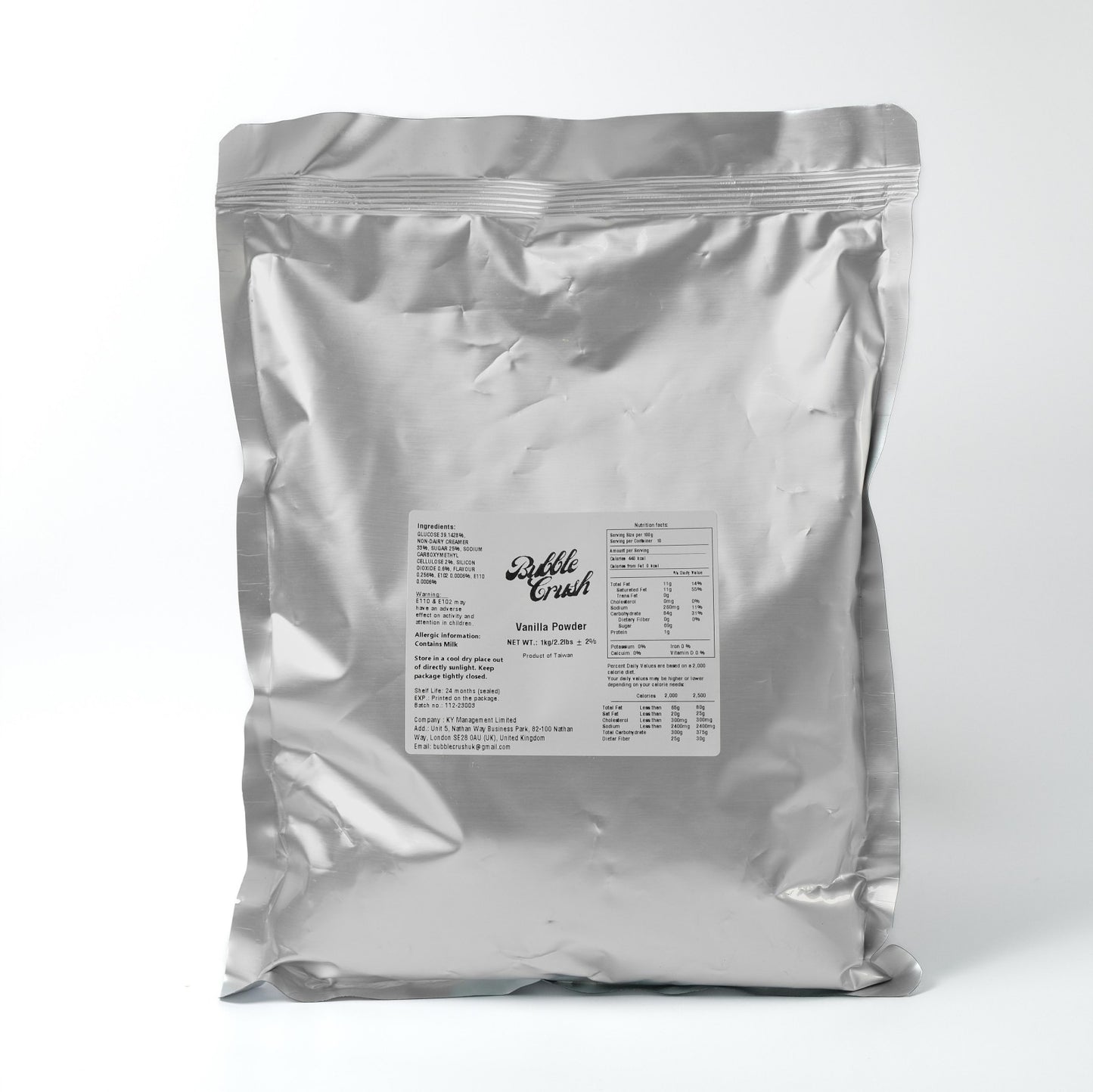 Finished Vanilla Boba Tea with a sweet, warm flavour and chewy tapioca pearls, made with vegan powder base.