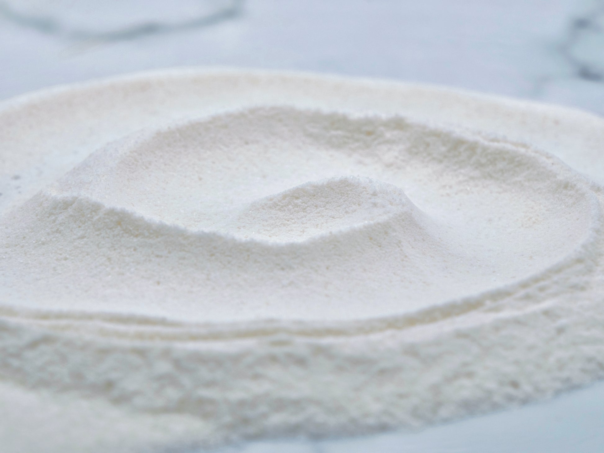 Bulk stack of Original Non-Dairy Creamer (20 x 1000g bags). Vegan-friendly, Taiwan-manufactured powder for wholesale supply to beverage shops.