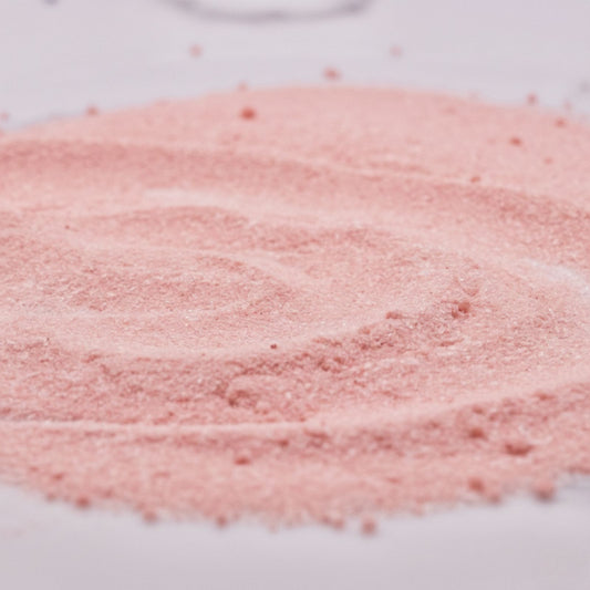 1kg bag of Premium Vegan Strawberry Powder, a pure fruit base for bubble tea and milkshakes in the UK.